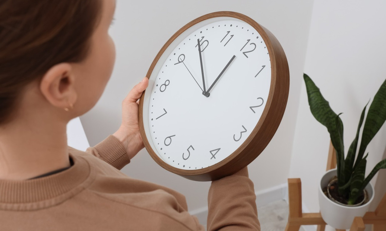 DA LI STE MEĐU NJIMA? Zimsko računanje vremena najteže će podneti ove četiri grupe ljudi!