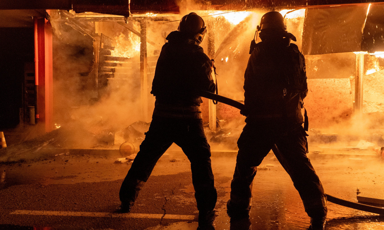 POGOĐEN TRŽNI CENTAR I KOMPLEKS ZA ZABAVU Ima mrtvih! Stravičan napad Ukrajine na Belgorodsku oblast (VIDEO)