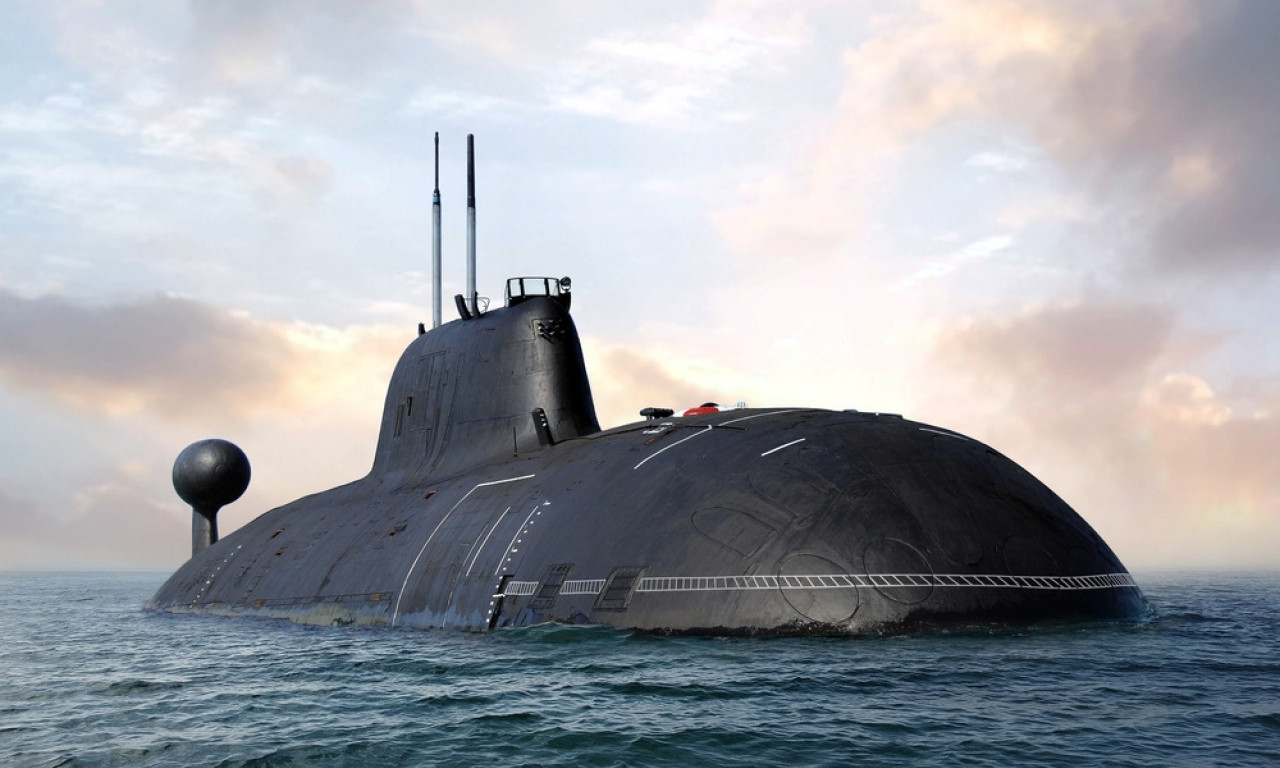 BRITANIJA PODIGLA TRI NUKLEARNE PODMORNICE NA MORE! Neuobičajen potez izazvao pažnju, razlog za sada nepoznat