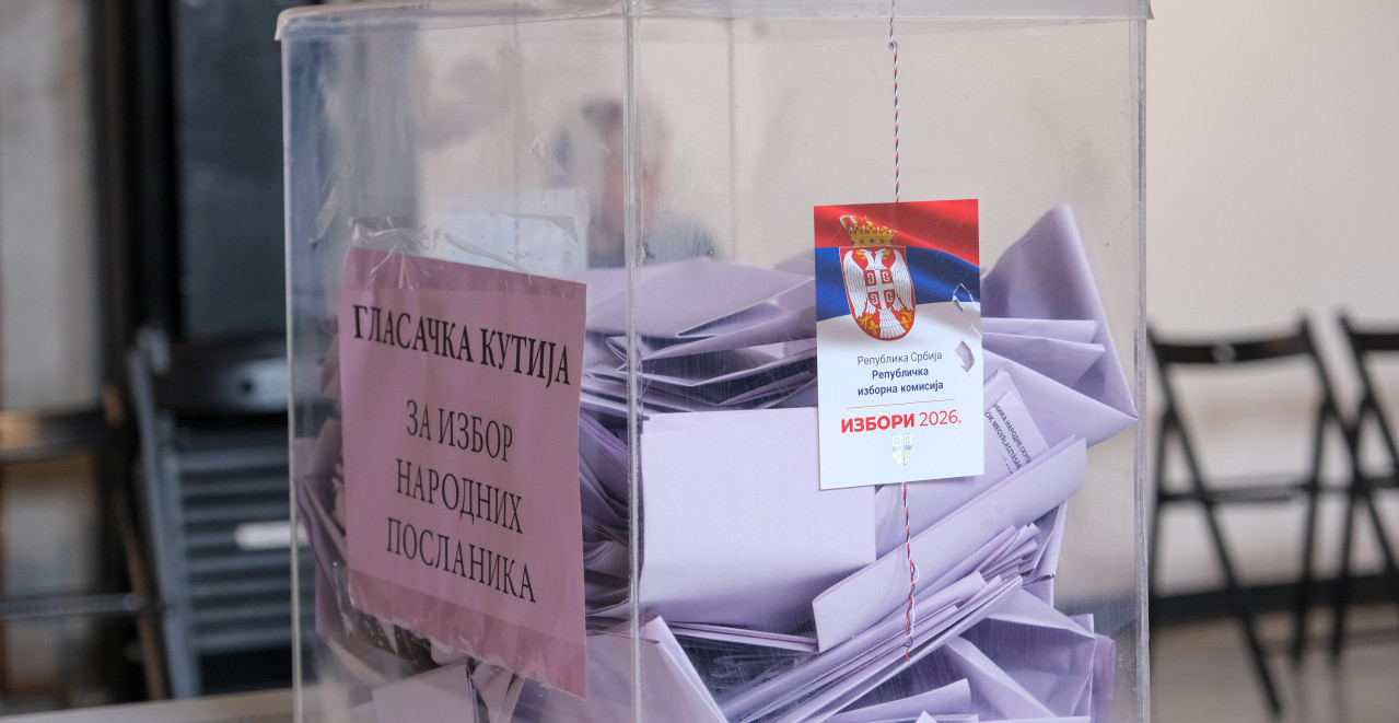 GLASA VIŠE OD 24.000 LJUDI U ponoć počela izborna tišina, pogledajte gde će biti ponovljeno glasanje 1. novembra