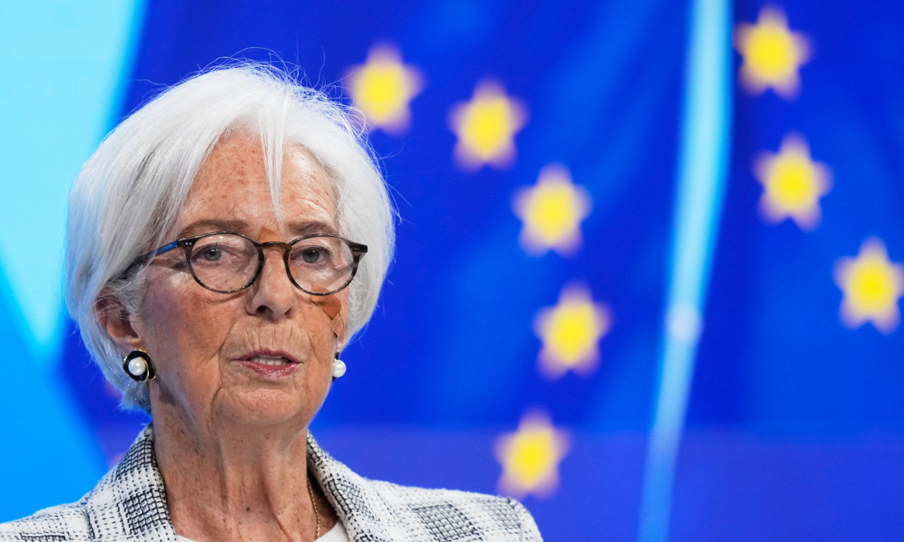 SVET GLEDAO U ZAVOJE NA NJENOM LICU, A ISTINA JE MNOGO OZBILJNIJA! Lagard otkrila kakve probleme ima (FOTO)