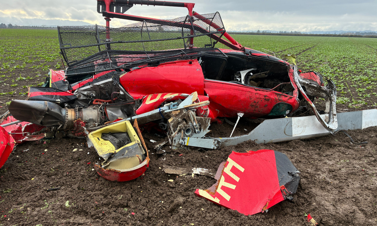 SUDARILA SE DVA HELIKOPTERA U VAZDUHU, SVI SU MRTVI Užas u blizini aerodroma! (FOTO)