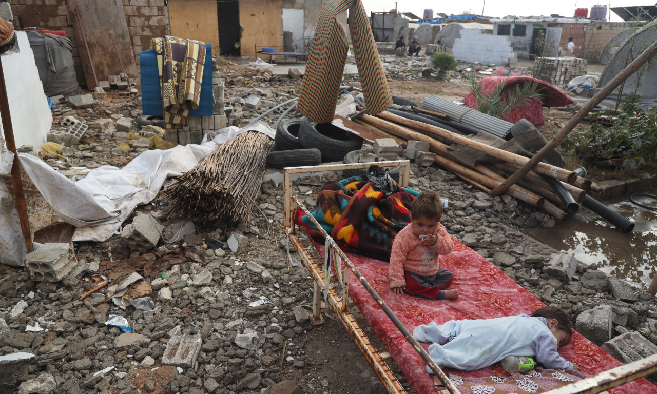 BUJICE NOSILE SVE PRED SOBOM, MEĐU ŽRTVAMA PETORO DECE! Siriju pogodile razorne poplave (FOTO)